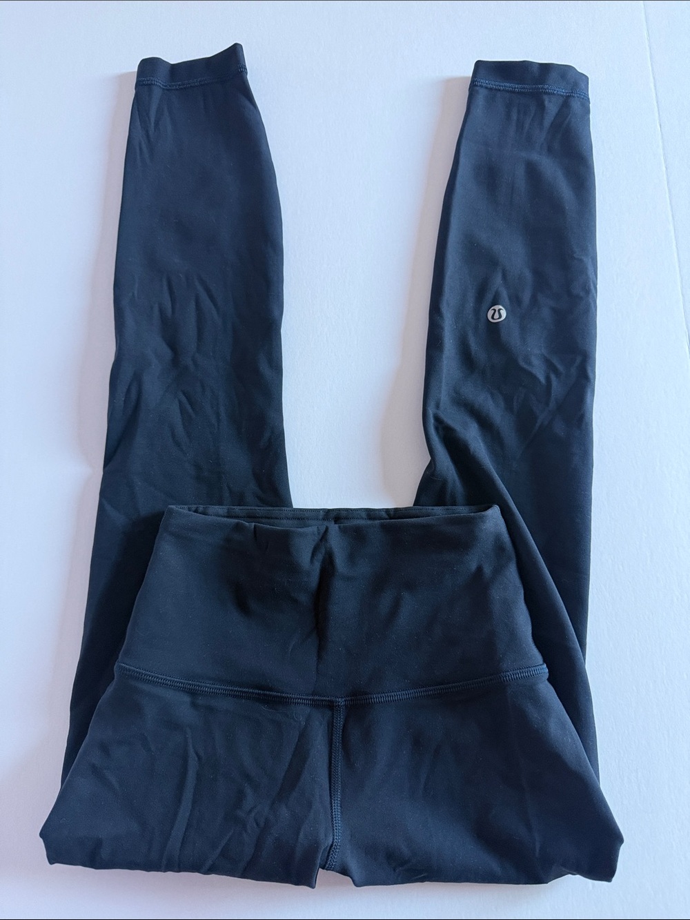 Lululemon Navy Blue High Rise Wunder Under Leggings with Subtle Logo Size 2 25”